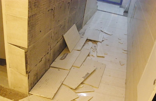 墙砖掉了一块怎么办(墙砖掉了一块用什么胶粘) 墙砖掉了一块怎么办(墙砖掉了一块用什么胶粘)